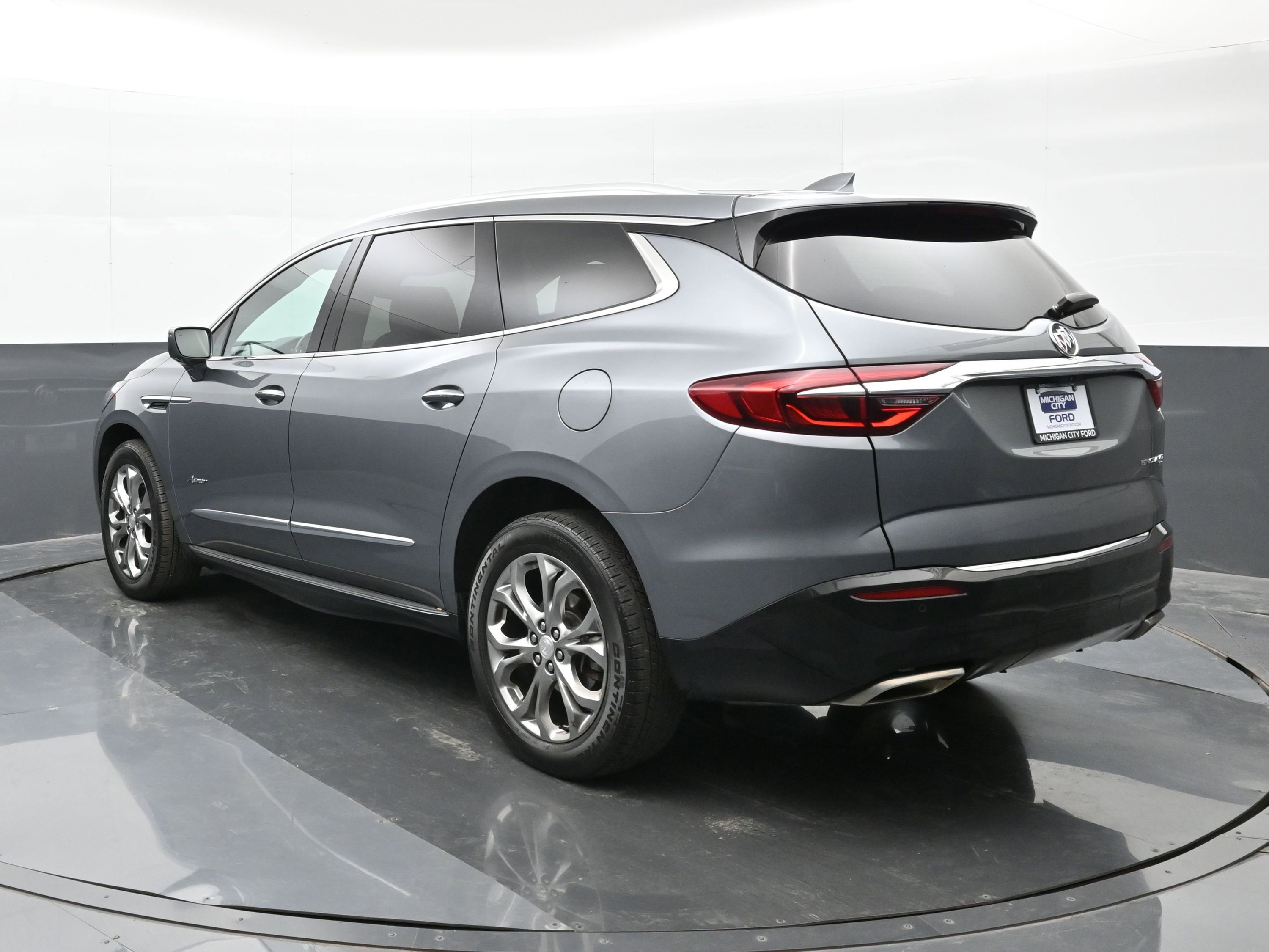 Used 2019 Buick Enclave Avenir w/ Avenir Technology Package image 6
