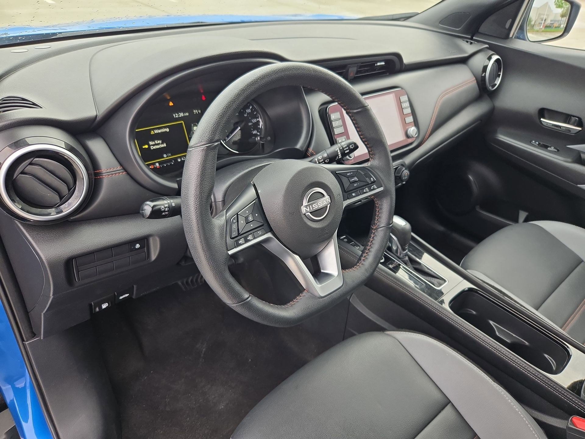 Used 2023 Nissan Kicks SR w/ SR Premium Package image 12