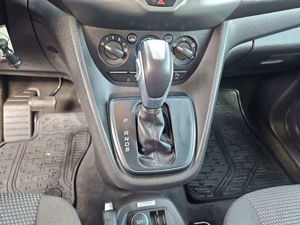 Used 2018 Ford Transit Connect XL image 15