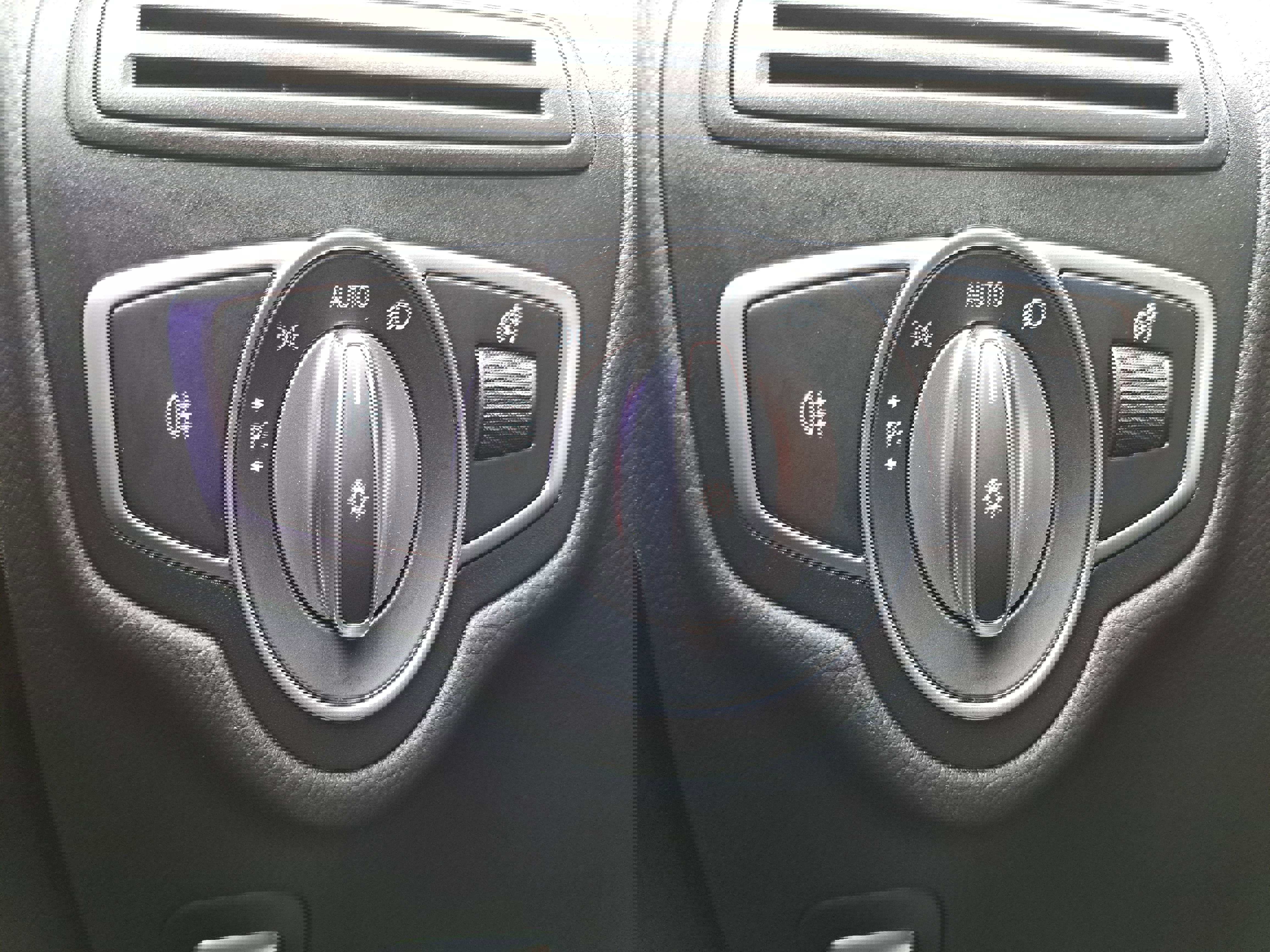 Used 2023 Mercedes-Benz GLC 300 4MATIC Coupe image 26