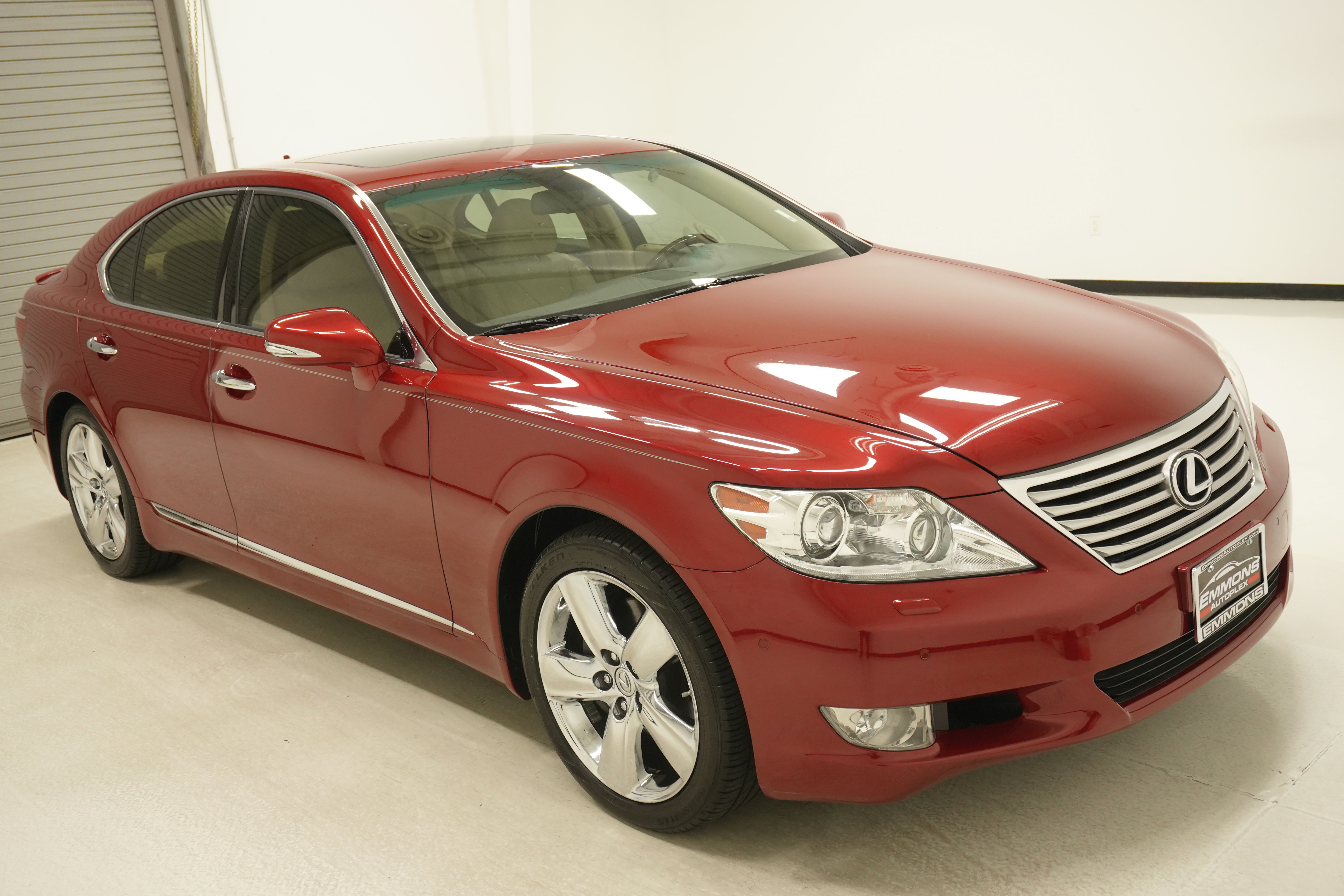 Used 2012 Lexus LS 460 w/ Luxury Value Edition RWD image 3