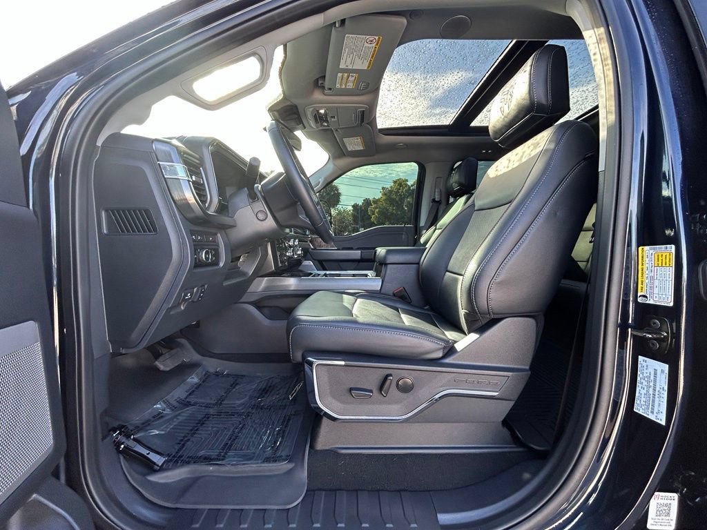 Used 2024 Ford F250 Lariat w/ Lariat Ultimate Package AWD/4WD image 11