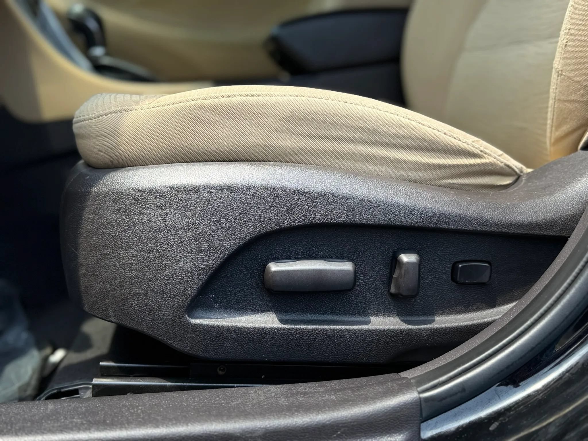 Used 2011 Hyundai Sonata Hybrid FWD image 27