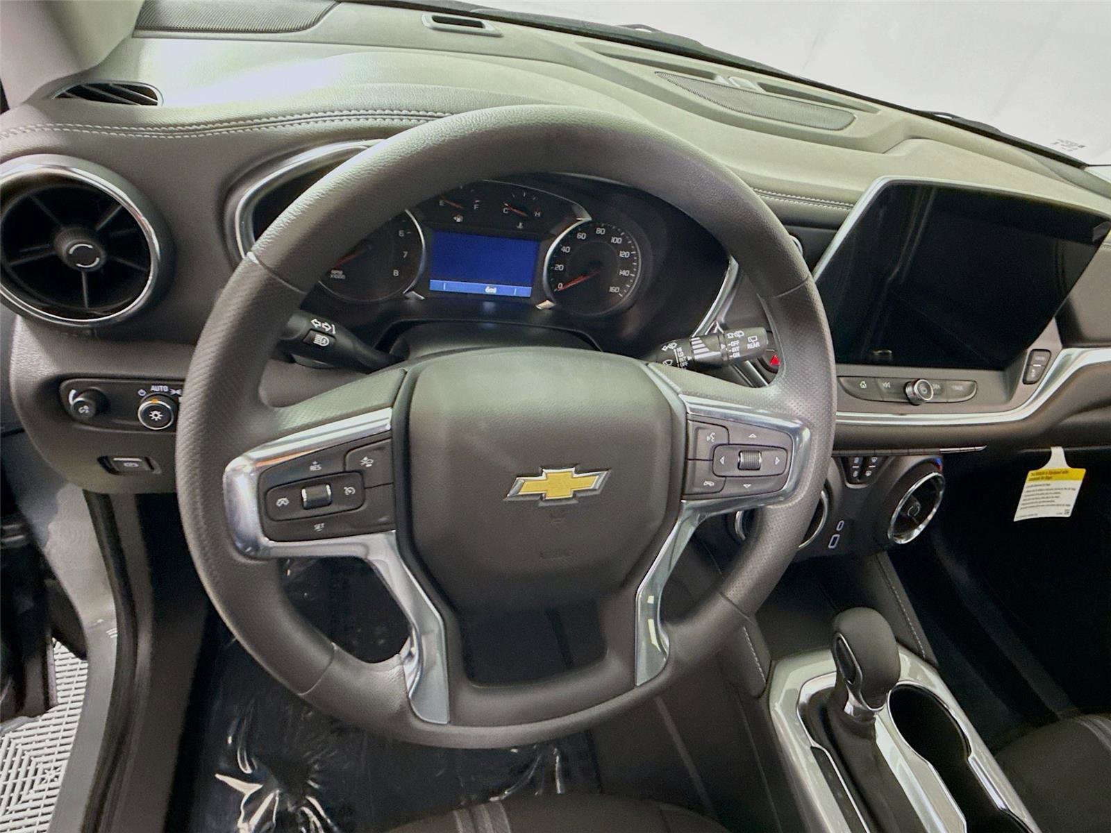 New 2026 Chevrolet Blazer LT image 6