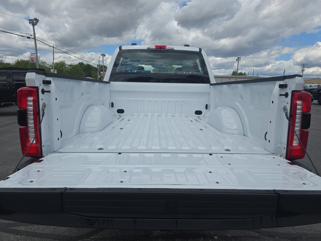 New 2025 Ford F350 XL w/ 360-Degree Camera Package image 11