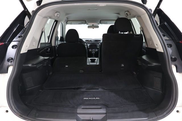 Used 2018 Nissan Rogue SV w/ Premium Package image 33