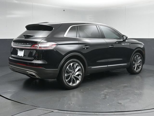 Certified 2023 Lincoln Nautilus Reserve FWD image 7