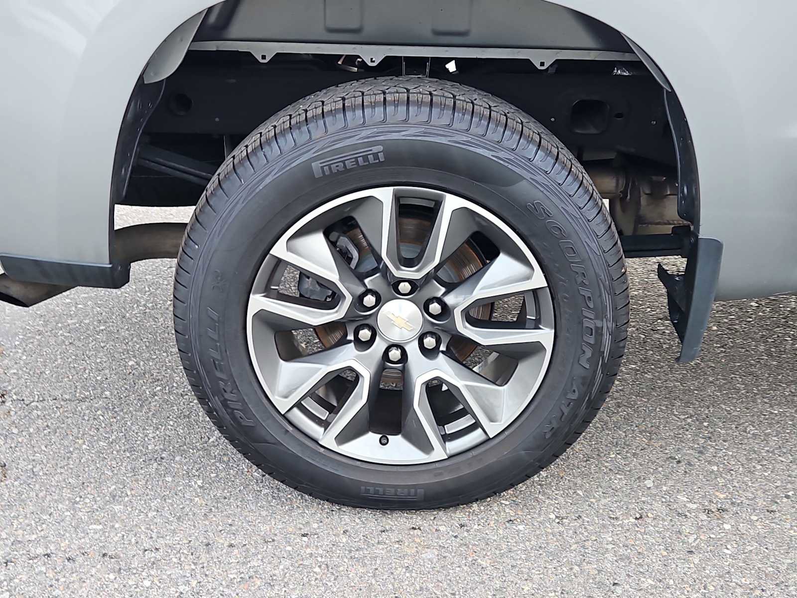 Used 2023 Chevrolet Silverado 1500 LT image 9