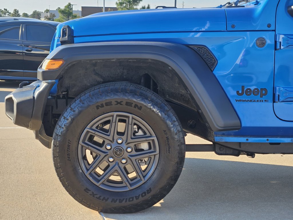 Used 2024 Jeep Wrangler Unlimited Sport AWD/4WD image 8