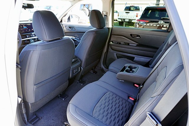 New 2026 Nissan Pathfinder SV w/ Cargo Package FWD image 26