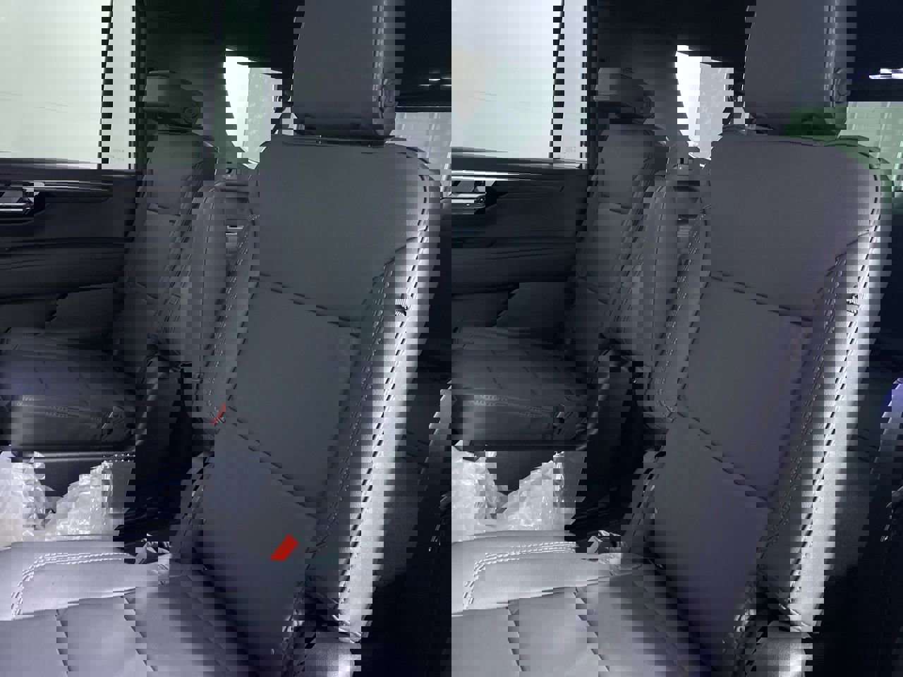 New 2026 Chevrolet Suburban Z71 w/ Comfort Package image 15