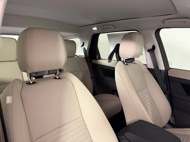 Certified 2025 Land Rover Discovery Sport S image 36