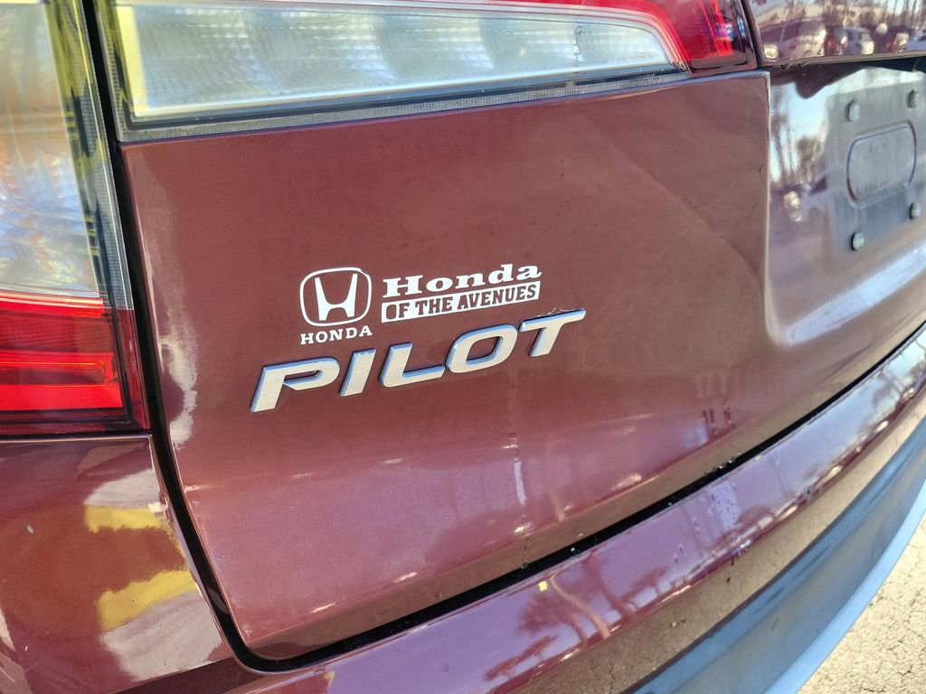 Used 2020 Honda Pilot Touring image 12
