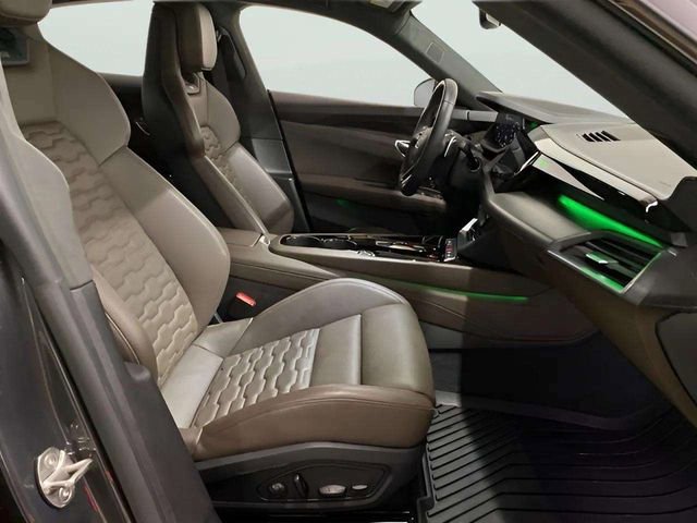 Used 2023 Audi RS e-tron GT w/ Carbon Performance Package image 22