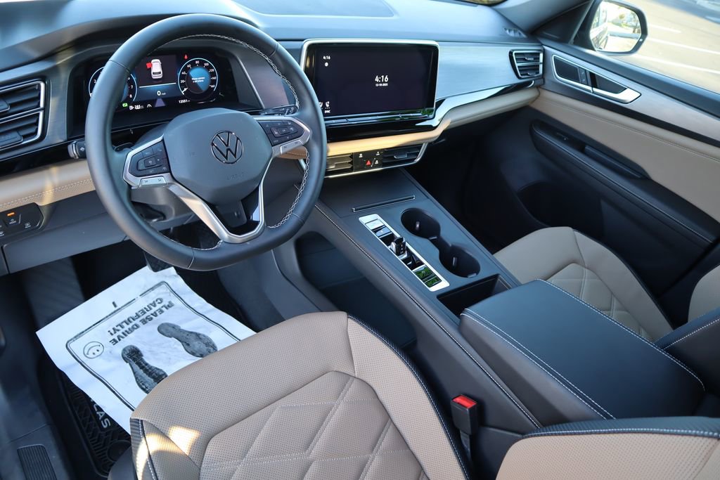 Used 2024 Volkswagen Atlas Cross Sport SE image 9