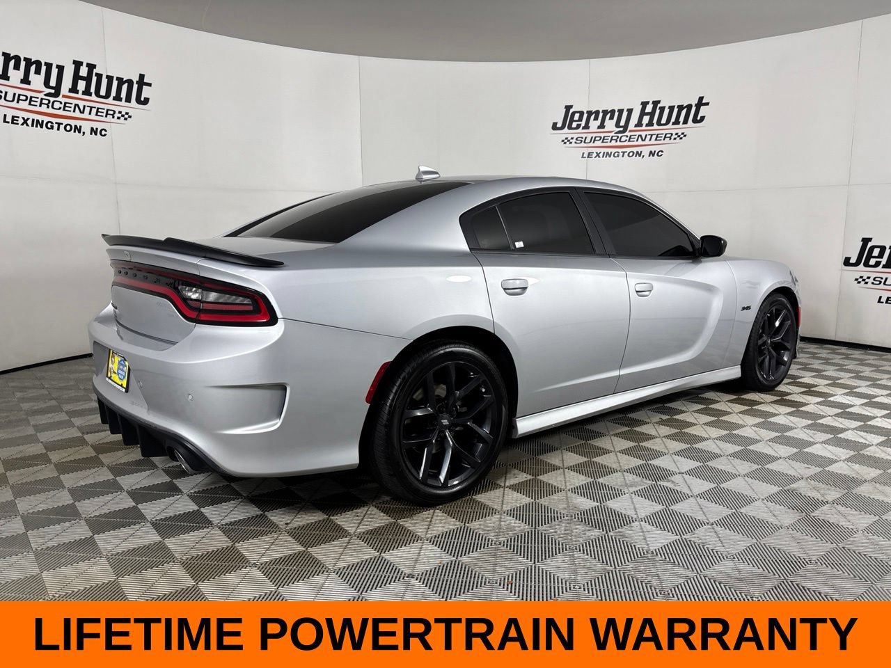 Used 2023 Dodge Charger R/T w/ Blacktop Package RWD image 6