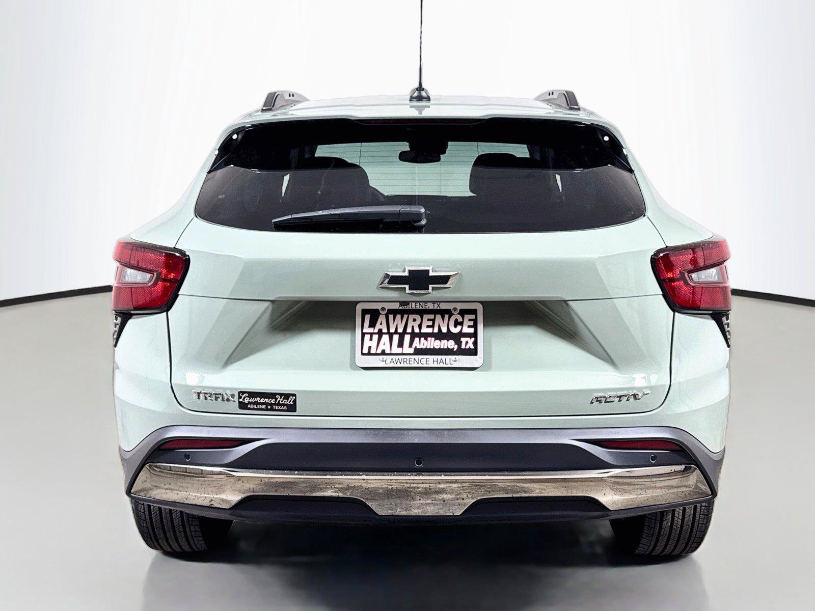 New 2026 Chevrolet Trax ACTIV w/ Driver Confidence Package FWD image 4