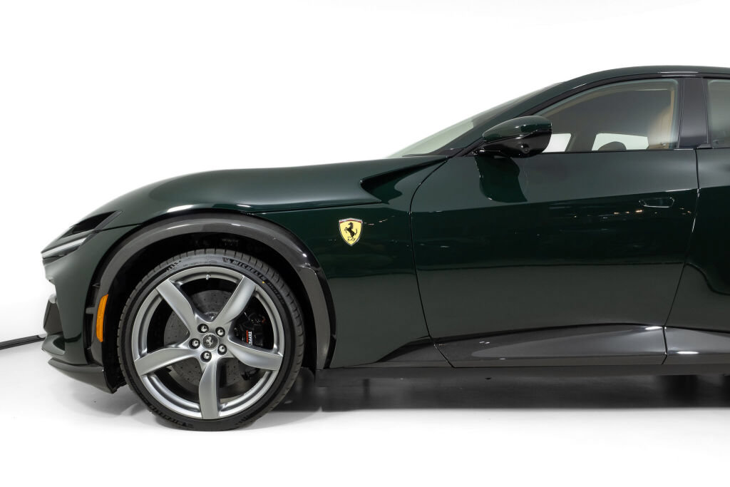Used 2026 Ferrari Purosangue AWD/4WD image 12