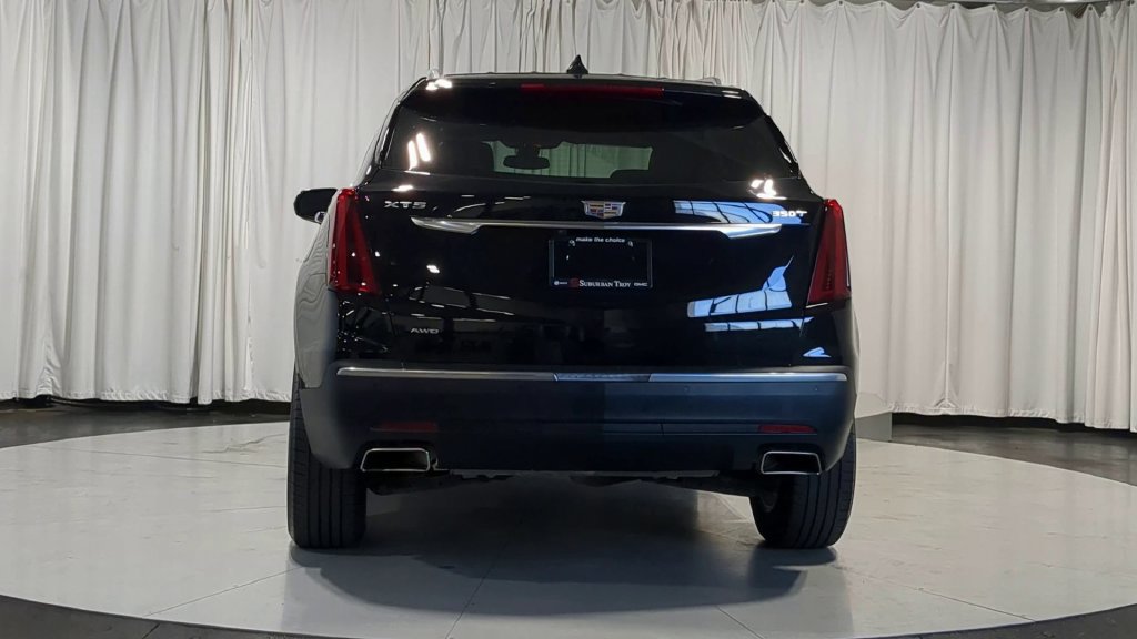 Used 2024 Cadillac XT5 Luxury AWD/4WD image 7