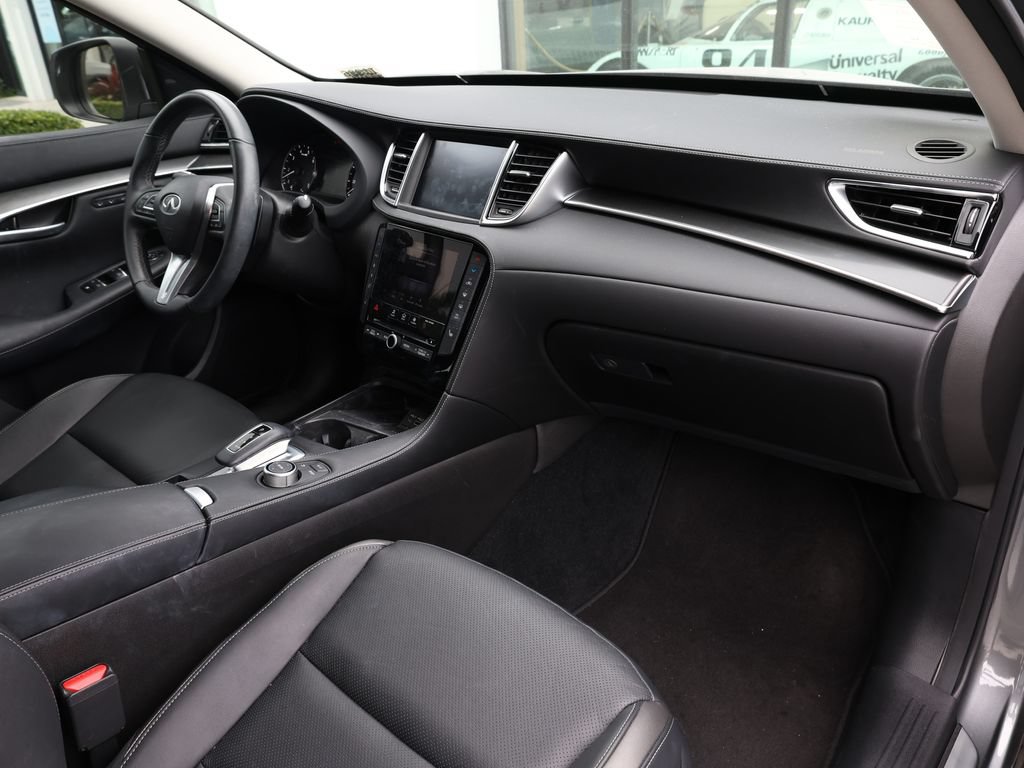 Certified 2025 INFINITI QX50 Luxe AWD/4WD image 21
