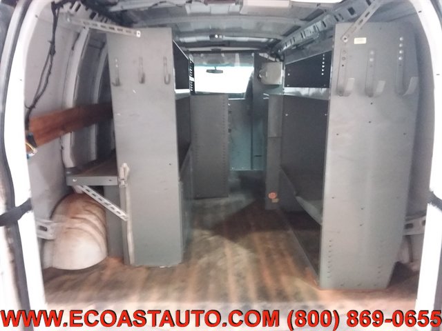 Used 2012 Chevrolet Express 2500 w/ Cold Climate Package RWD image 15