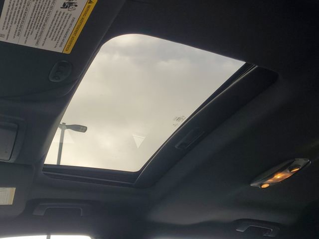 Used 2018 Ford Taurus SHO image 20