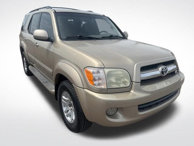 Used 2005 Toyota Sequoia SR5 image 7