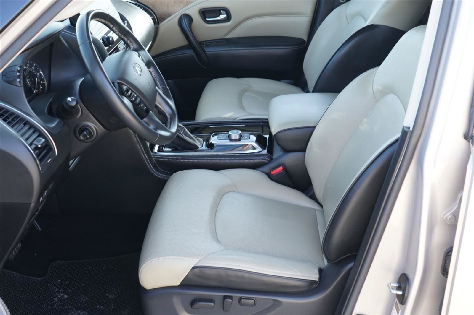 Used 2023 INFINITI QX80 Premium Select w/ Cargo Package AWD/4WD image 10