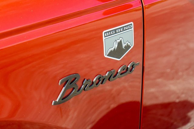 Used 2023 Ford Bronco Big Bend image 3