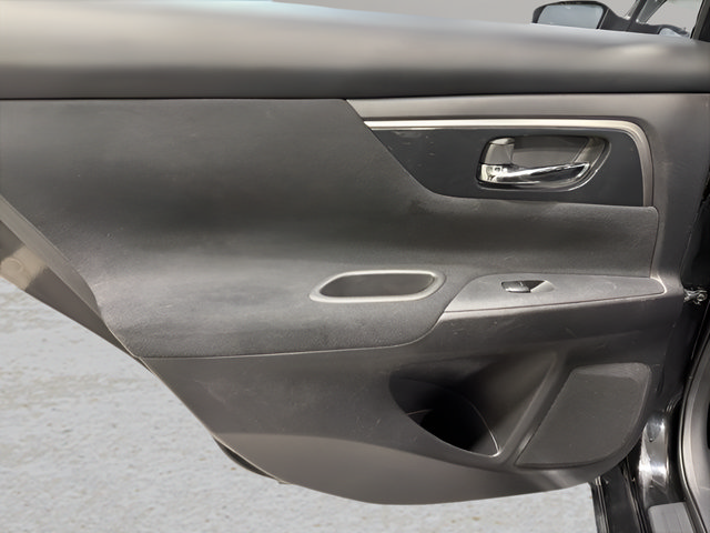 Used 2014 Nissan Altima 2.5 S FWD image 24