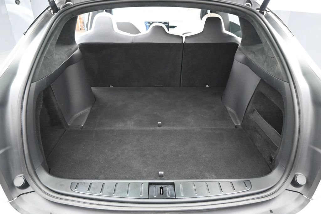 Used 2023 Tesla Model X AWD/4WD image 26