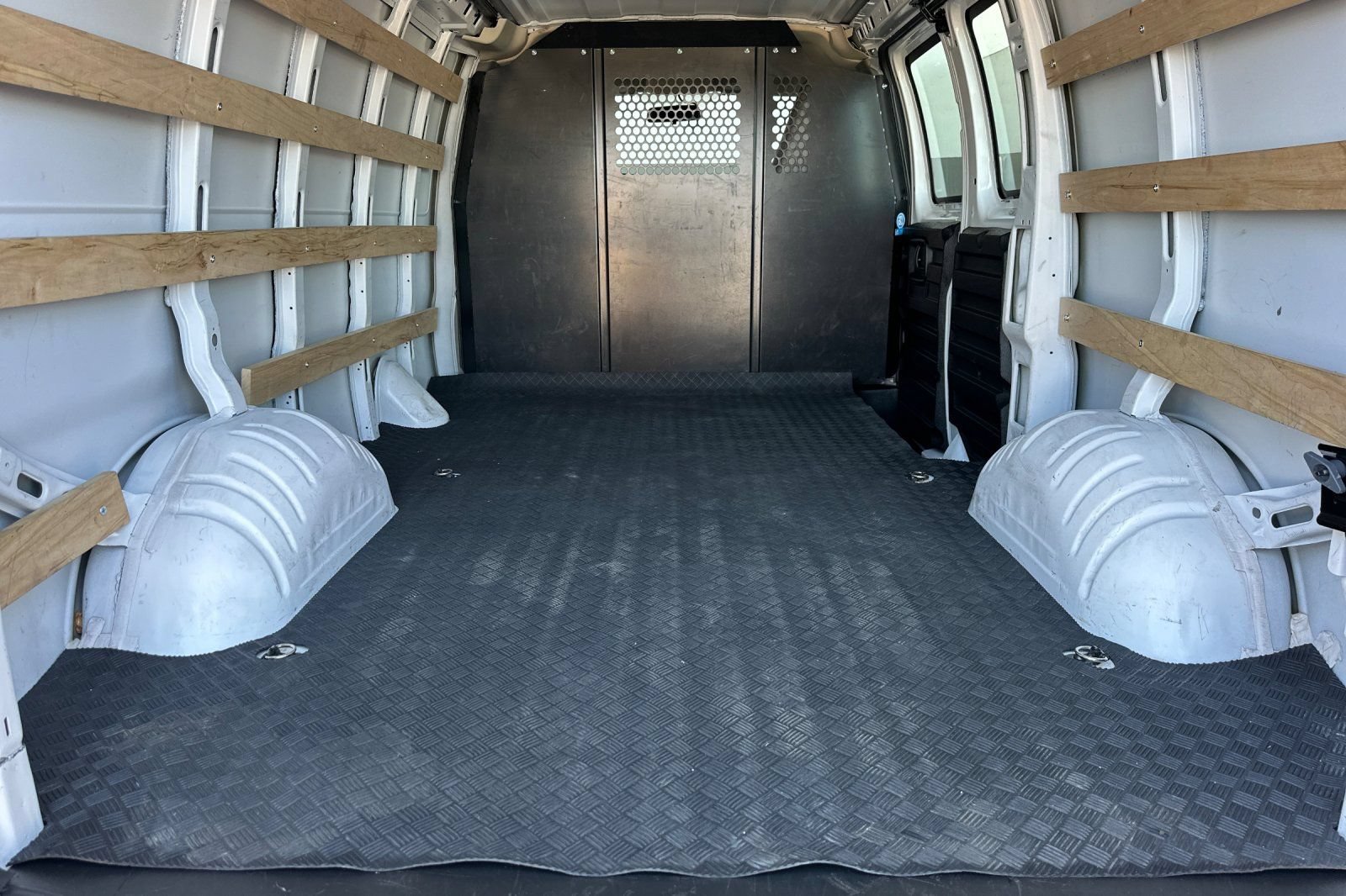 Certified 2025 Chevrolet Express 2500 w/ Driver Convenience Package RWD image 16