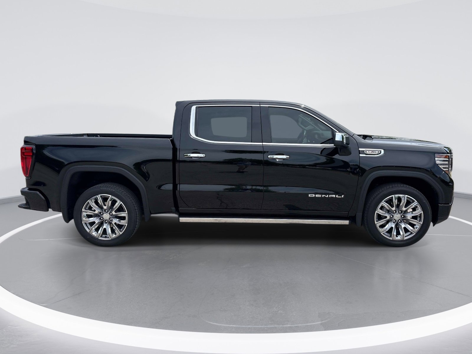 Certified 2024 GMC Sierra 1500 Denali AWD/4WD image 9