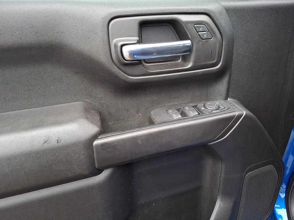 Used 2022 Chevrolet Silverado 1500 Custom Trail Boss w/ LPO, Dark Essentials Package image 11