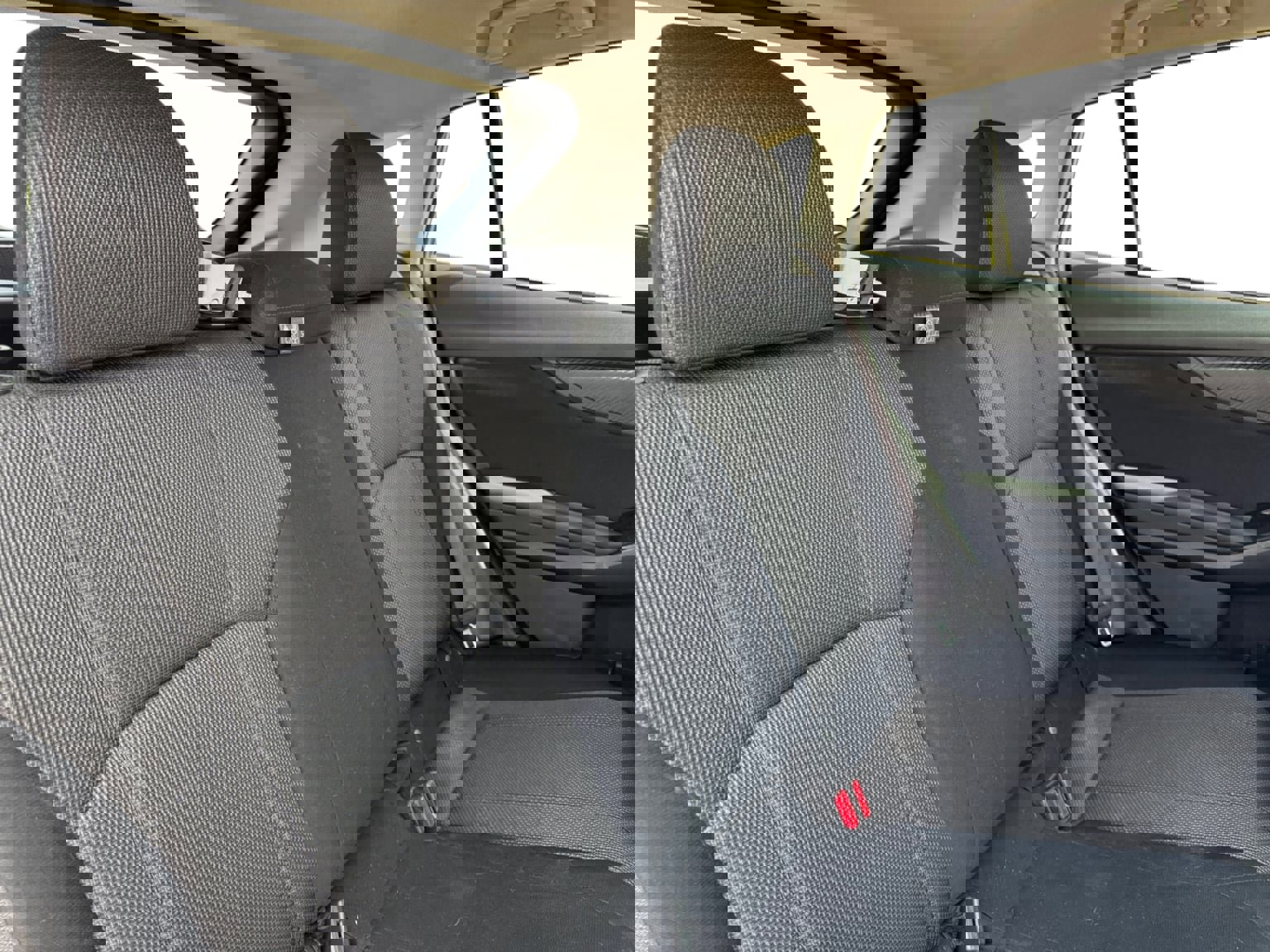 Used 2023 Subaru Crosstrek 2.0i image 18