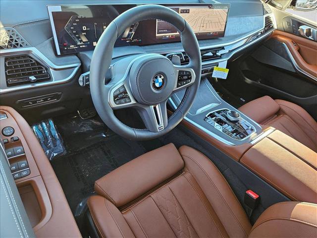 New 2026 BMW X7 M60i w/ Executive Package image 3
