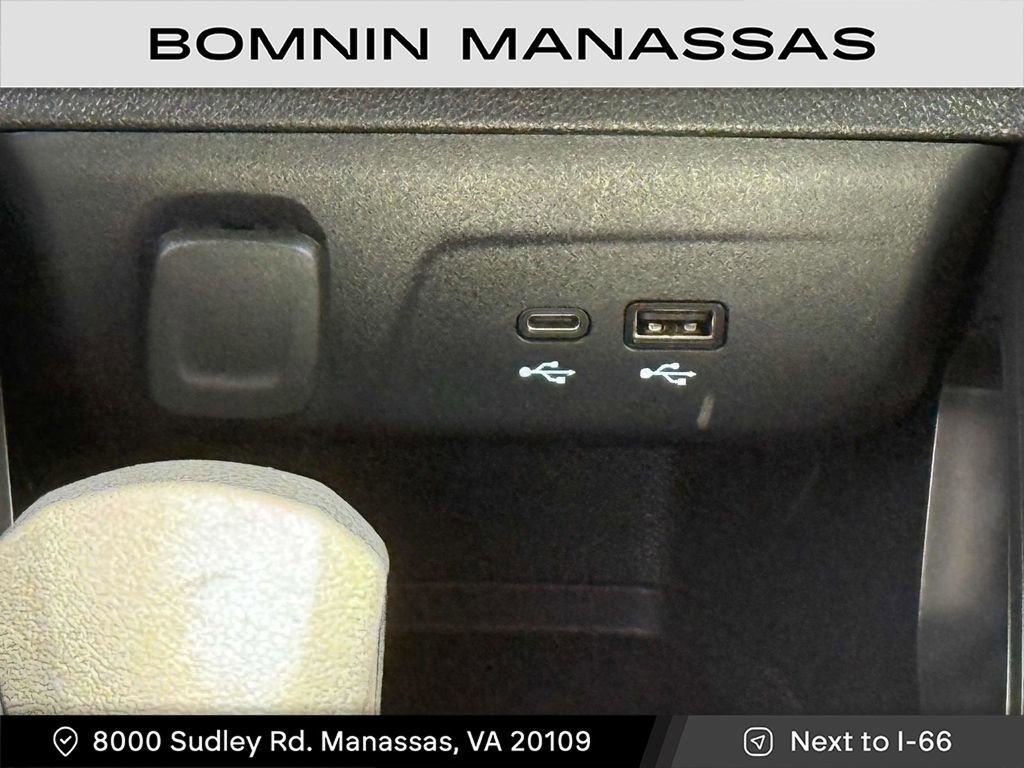 Used 2024 Chevrolet TrailBlazer LT w/ Driver Confidence Package image 20