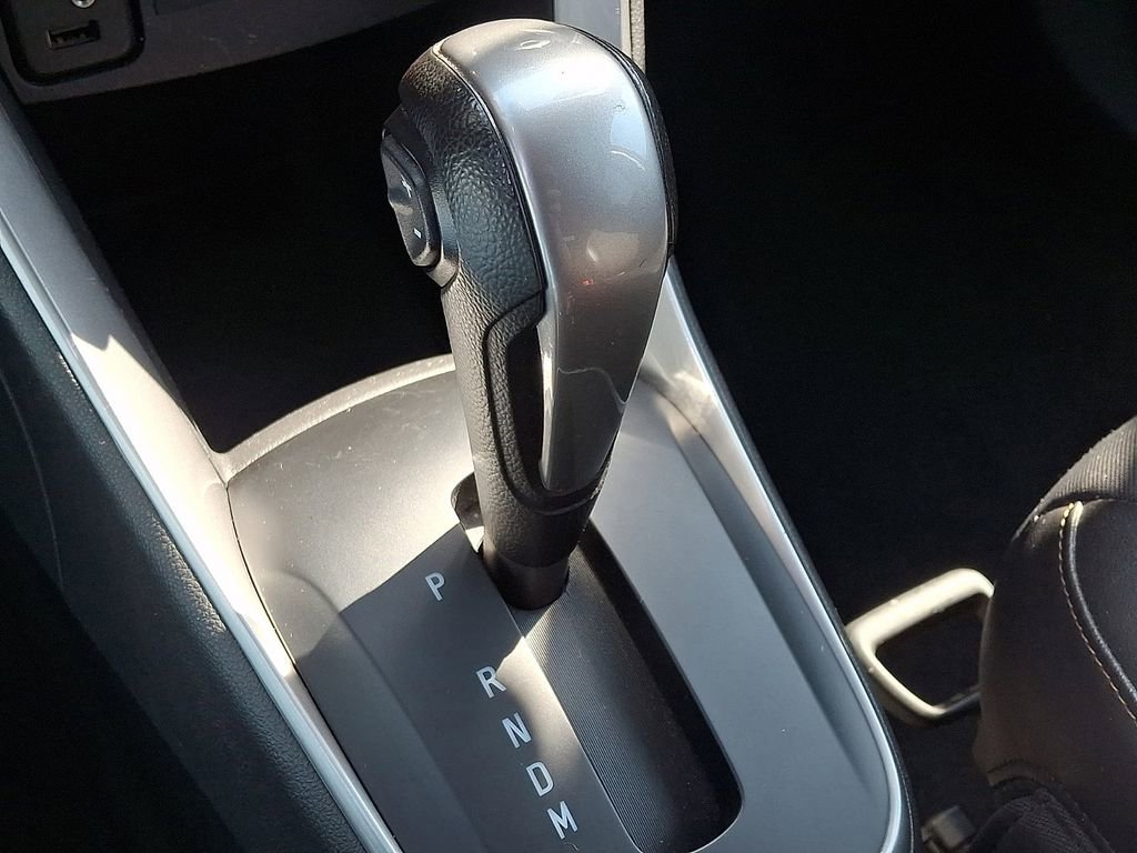 Used 2020 Chevrolet Trax LT w/ LT Convenience Package image 16