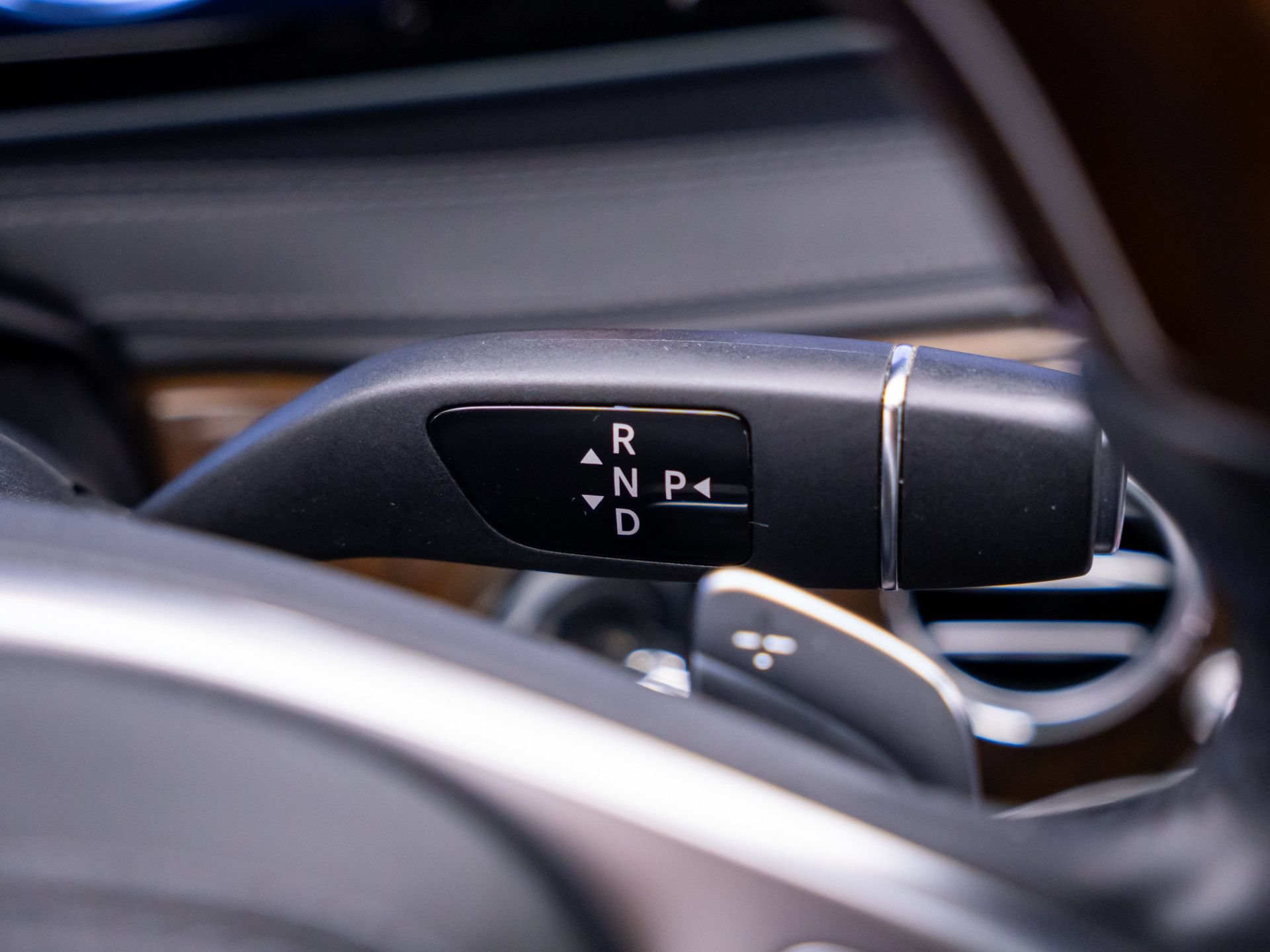 Used 2016 Mercedes-Benz S 550 4MATIC Sedan image 23