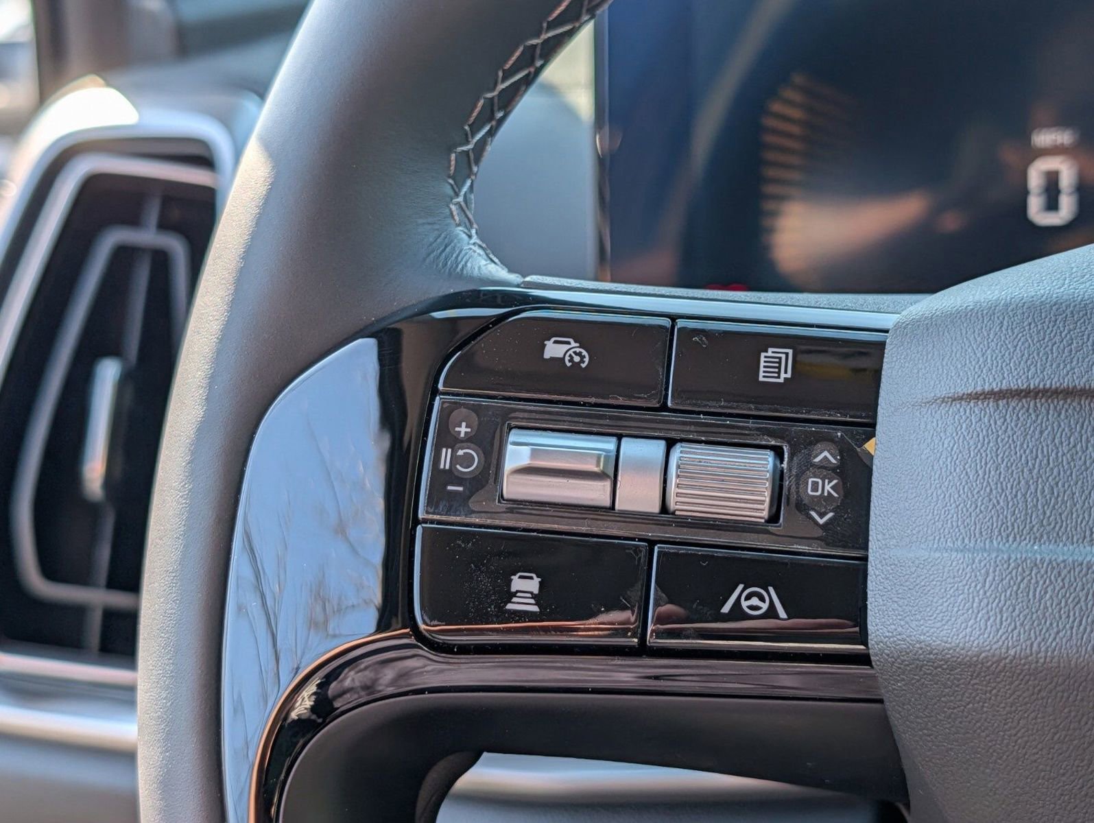 New 2026 Kia Sorento S image 33