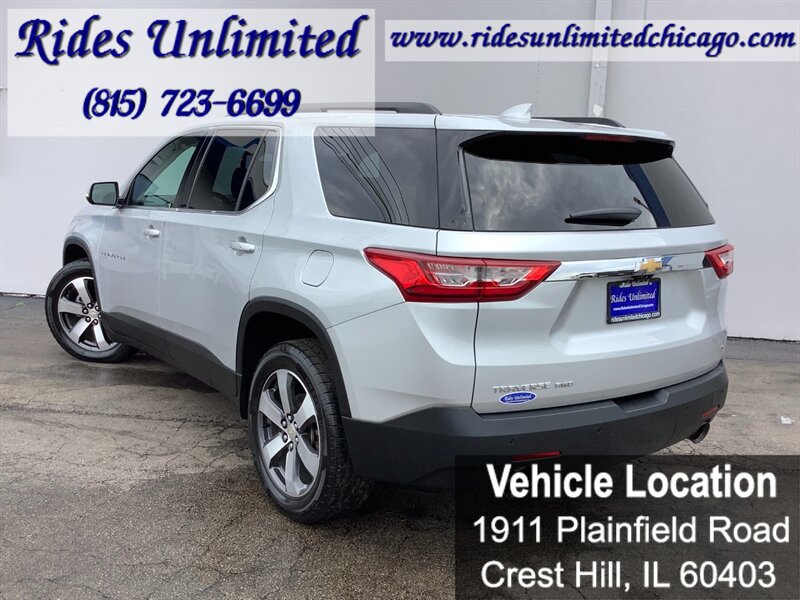 Used 2019 Chevrolet Traverse LT w/ LT Premium Package AWD/4WD image 4