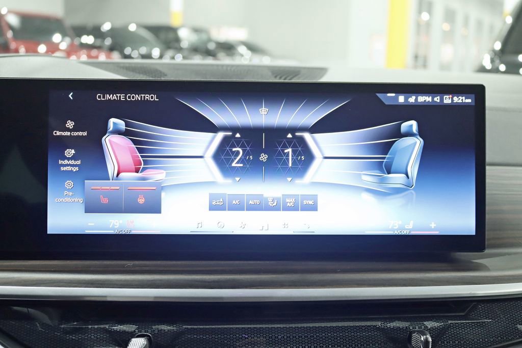 Used 2024 BMW X5 xDrive40i w/ M Sport Package image 22