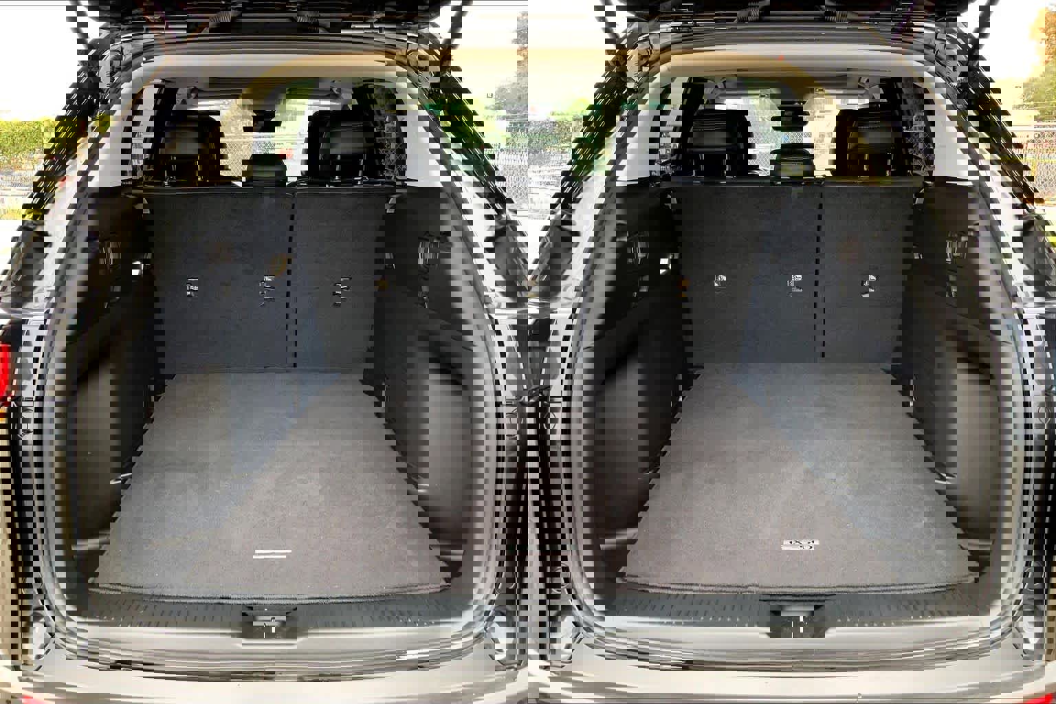 Used 2024 MAZDA CX-50 AWD 2.5 S w/ Premium Plus Pkg image 33