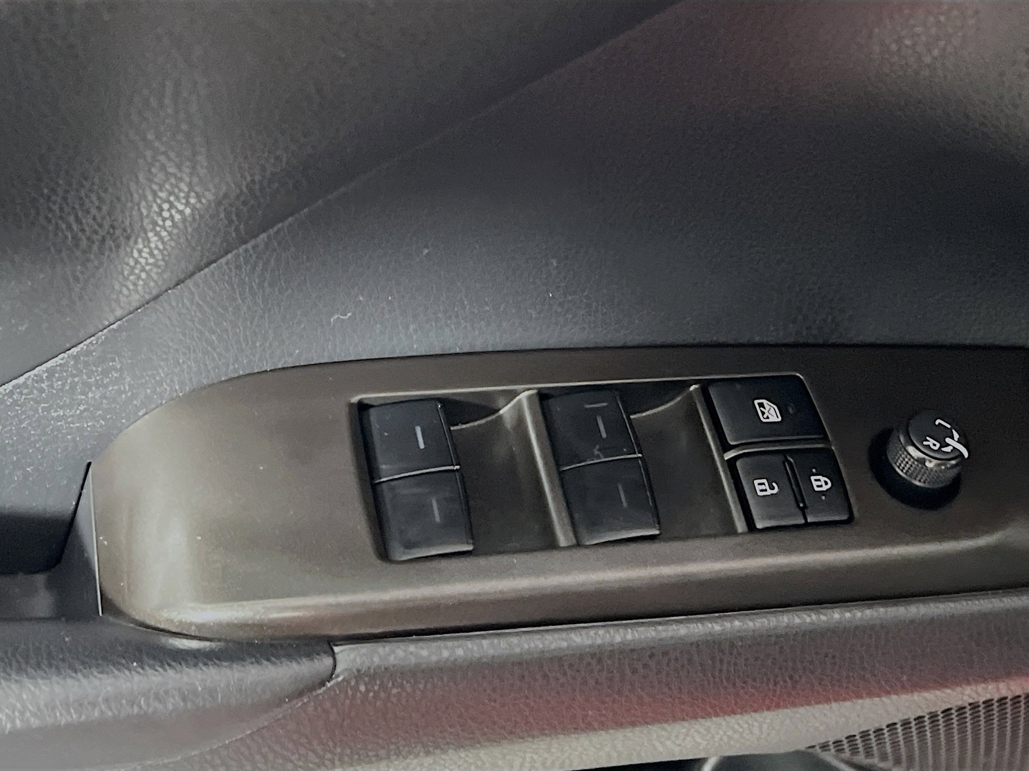 Used 2023 Toyota Camry LE image 17