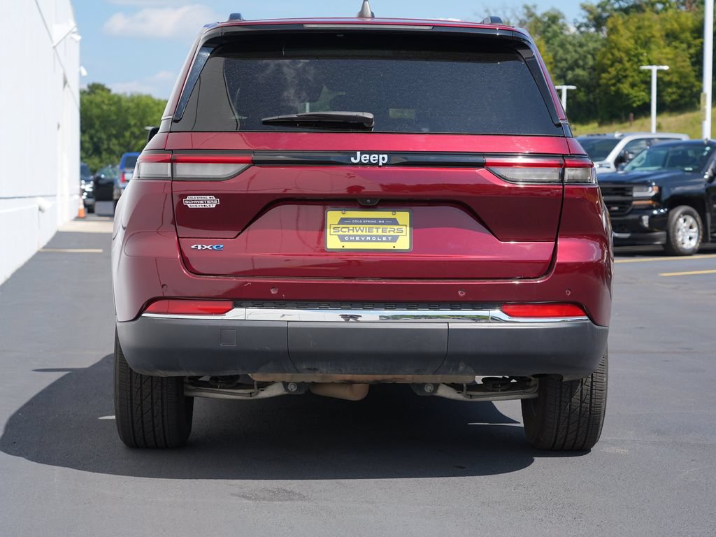 Used 2024 Jeep Grand Cherokee Limited 4xe AWD/4WD image 4