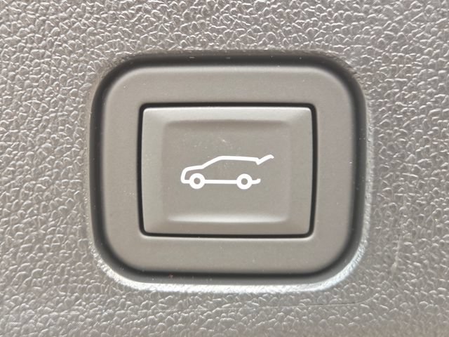 New 2026 Chevrolet Traverse LT FWD image 21