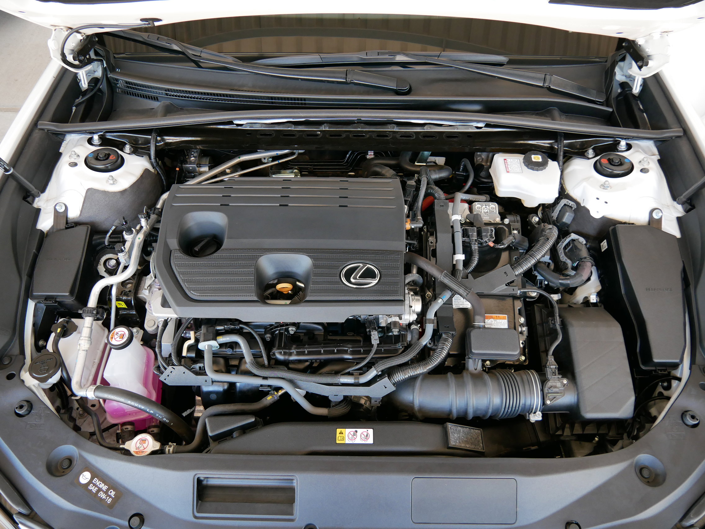 Certified 2025 Lexus ES 300h w/ Premium Package FWD image 29
