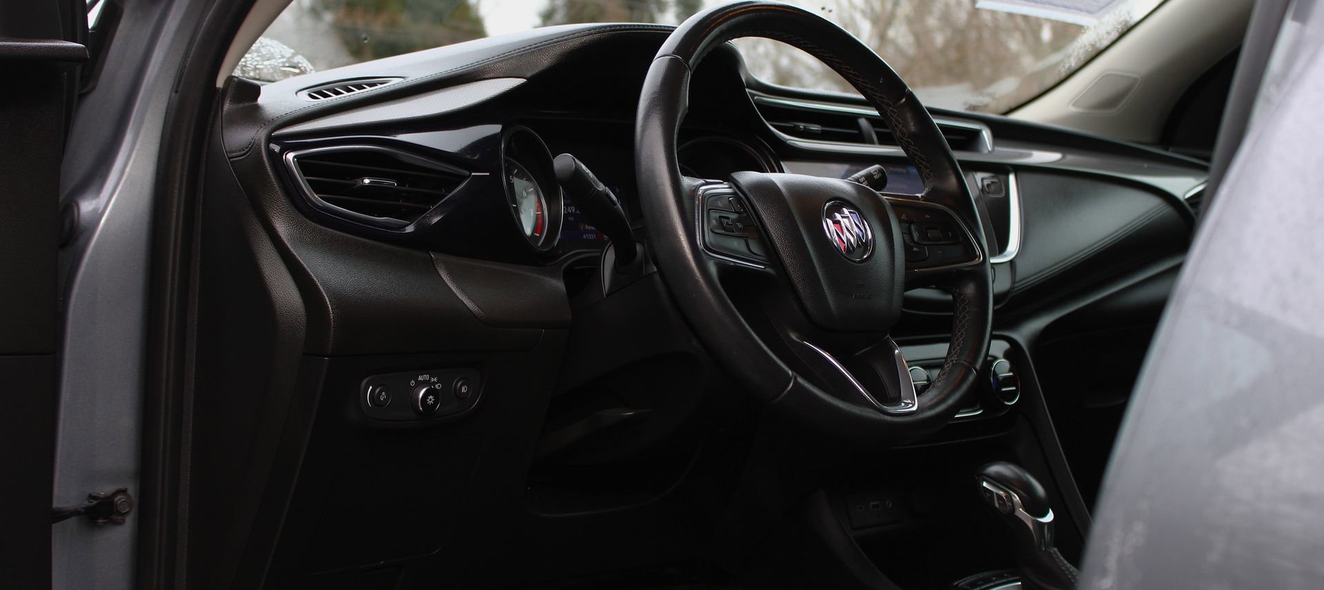 Used 2020 Buick Encore GX Select w/ Sport Touring Package image 17