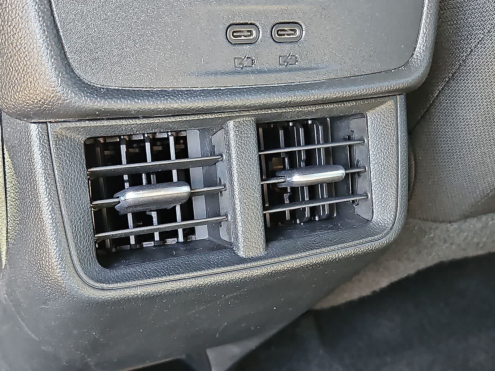 Certified 2025 Chevrolet Equinox LT FWD image 27