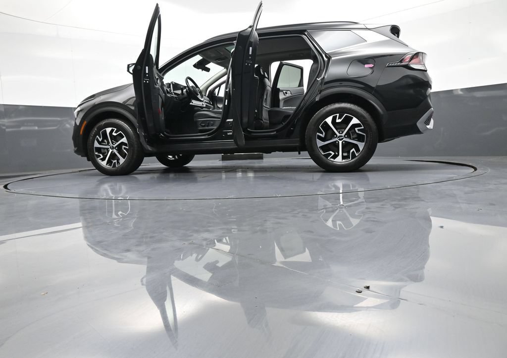 Certified 2025 Kia Sportage EX w/ EX Premium Package AWD/4WD image 50